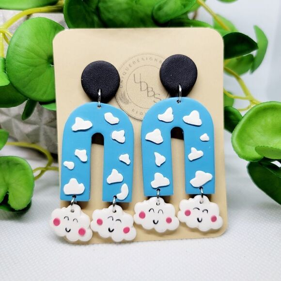 Clay earrings, clouds in the sky, smiling clouds, blue and white, handmade - Picture 1 of 4